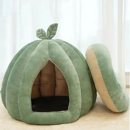 Pumpkin Pet Hideaway 2 Sizes